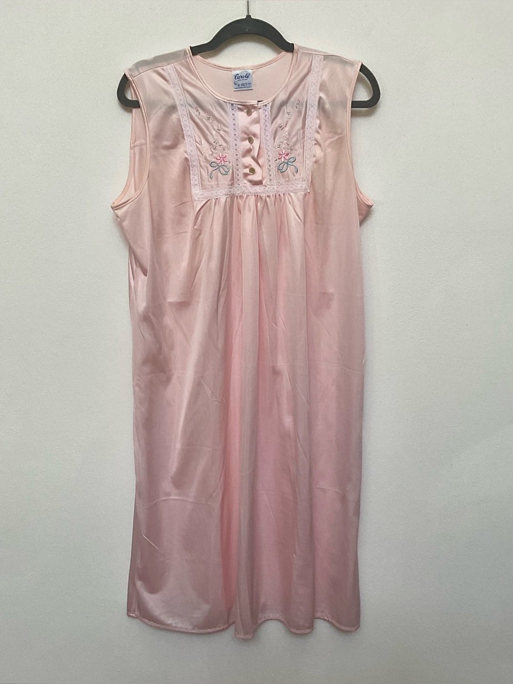 Carole Vintage Nylon Nightgown Lace Embroidery Condition